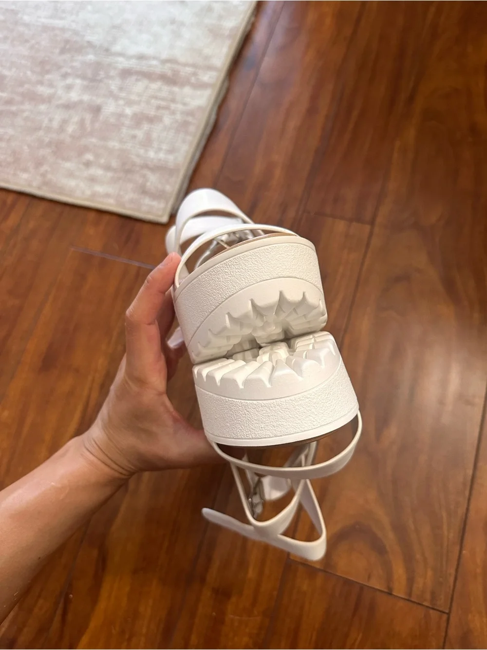 NWT SODA Chunky Platform Strappy Sandals - White